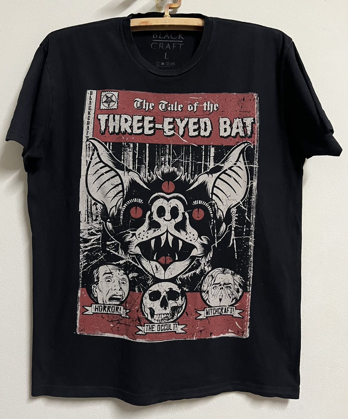 Other Blackcraft Three Eyed Bat Horror Graphic Tee L Size US L / EU 52-54 / 3 - 2 Thumbnail
