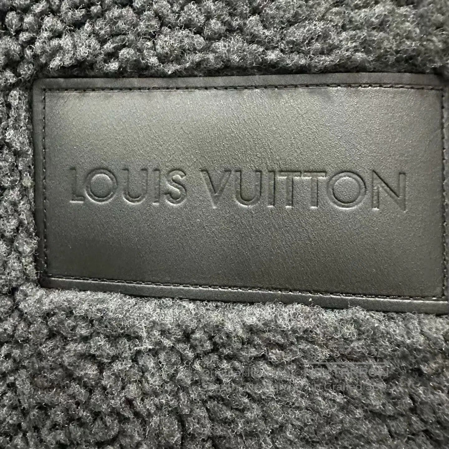 Louis Vuitton louis vuitton teddy fleece coat size xl. Size US XL / EU 56 / 4 - 3 Thumbnail