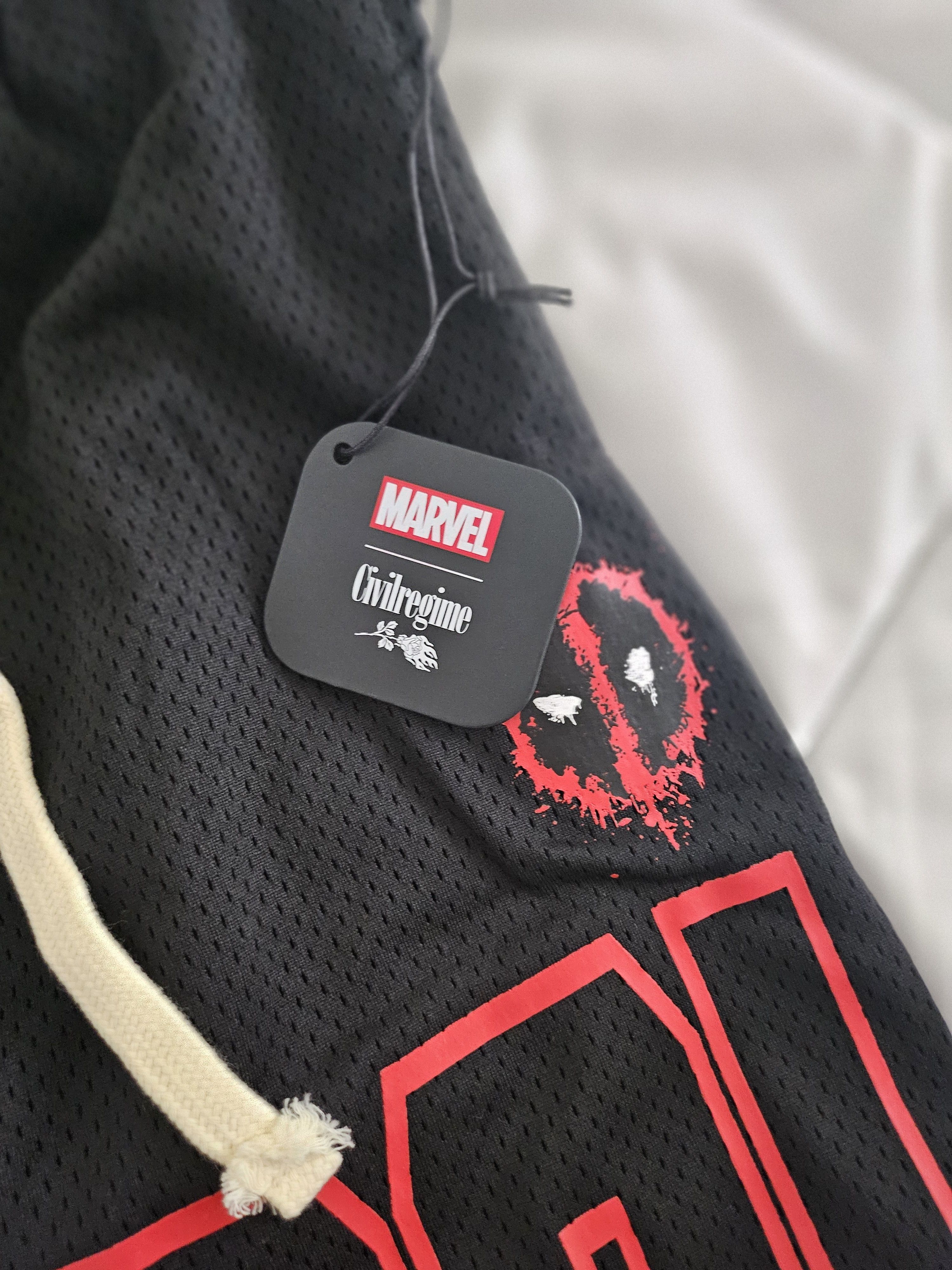 Civil Regime × Marvel Comics Civil Regime X Marvel Small Deadpool Shorts Size US 28 / EU 44 - 2 Thumbnail