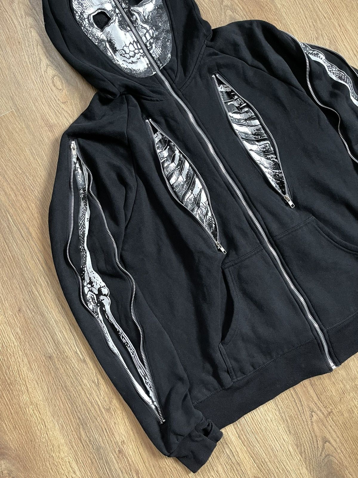 Archival Clothing × Avant Garde × Japanese Brand LIVING DEAD