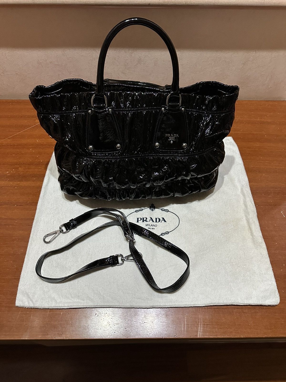 image of Prada Vintage Leather Handbag in Black, Women's