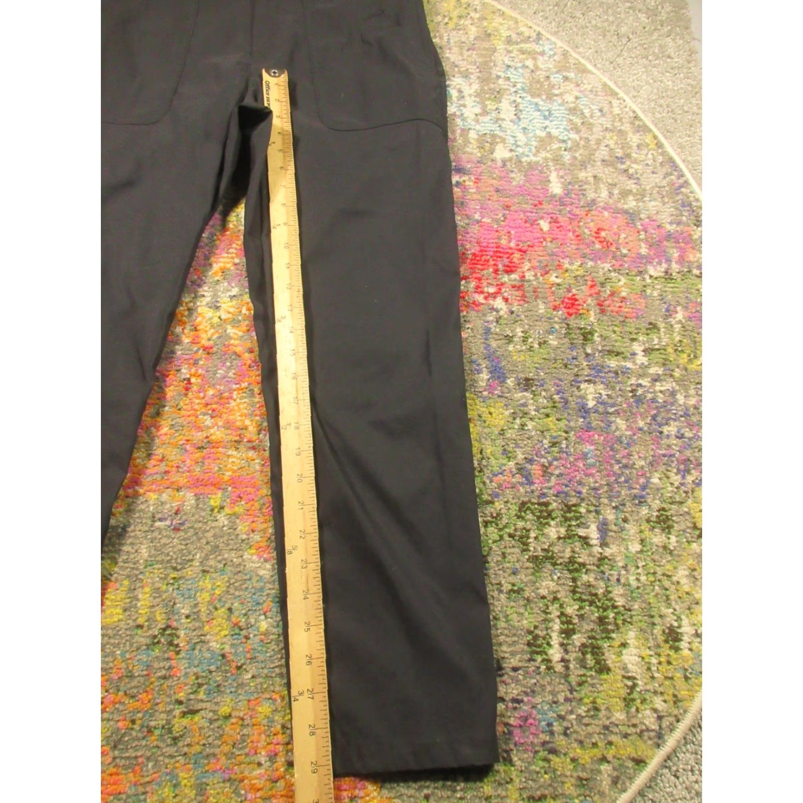 Eddie Bauer Eddie Bauer Pants Women 10 Black Nylon Spandex Lightweight Stretch Pockets Inseam 32 Mid Rise Flat Front Straight Chino Solid Zip Travex Womens Size 32" / US 10 / IT 46 - 6 Thumbnail