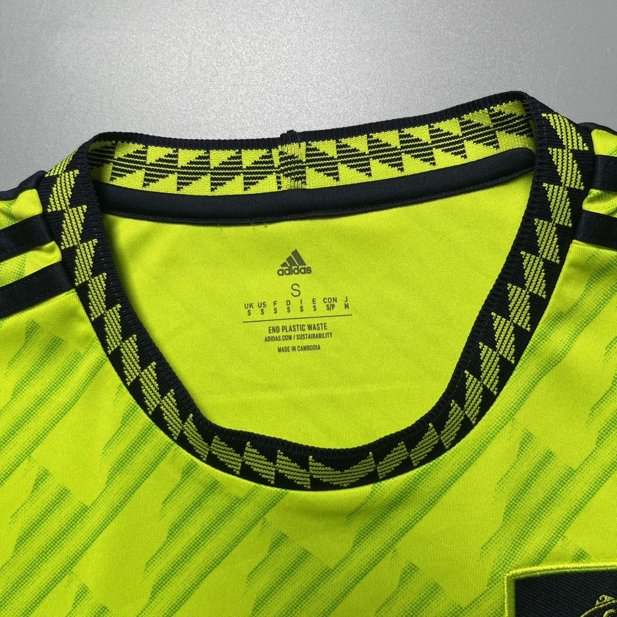 Adidas MAN UNITED ADIDAS 2022/2023 FOOTBALL THIRD JERSEY #7 RONALDO Size US S / EU 44-46 / 1 - 5 Thumbnail