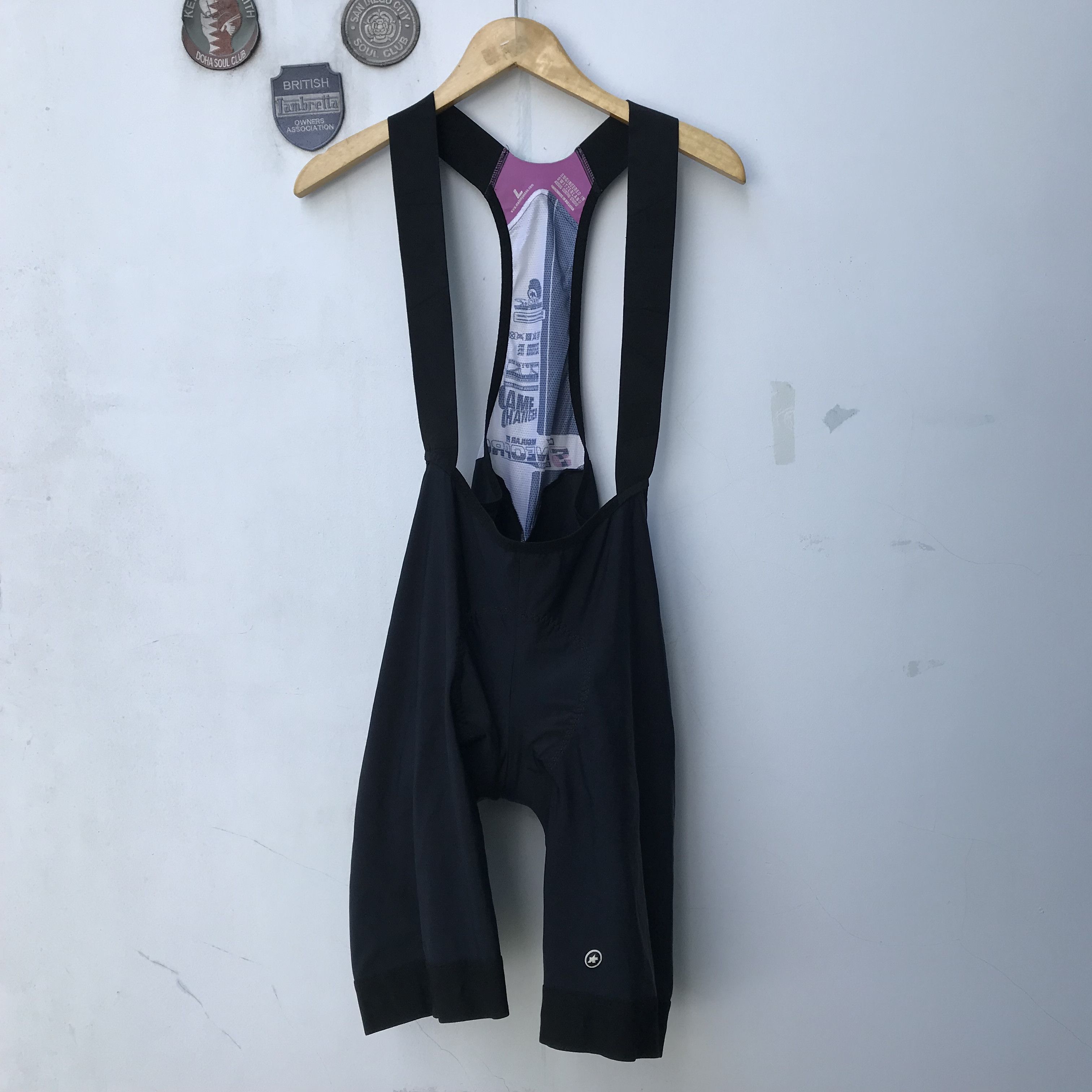 Designer × GOREWEAR × Swissgear Assos T.neoPro_s7 bib shorts Bike Jersey short pants black Size US 34 / EU 50 - 21 Thumbnail