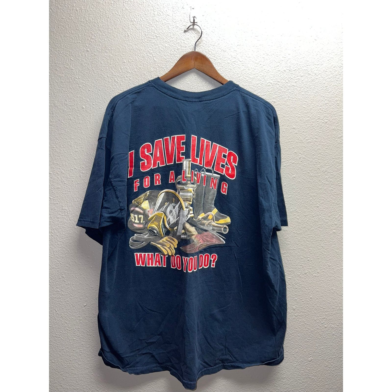 Gildan Vintage Firefighter Shirt I Save Lives For A Living Blue Tee Size US XXL / EU 58 / 5 - 1 Thumbnail