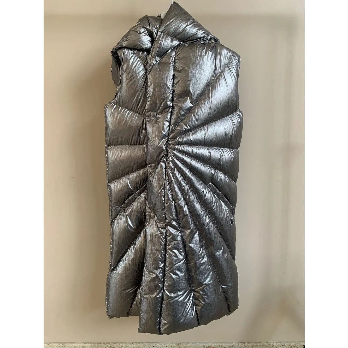 Moncler × Rick Owens o1rshd1 FW20 Porterville Goose Down Parka in Silver Size US XS / EU 42 / 0 - 1 Thumbnail