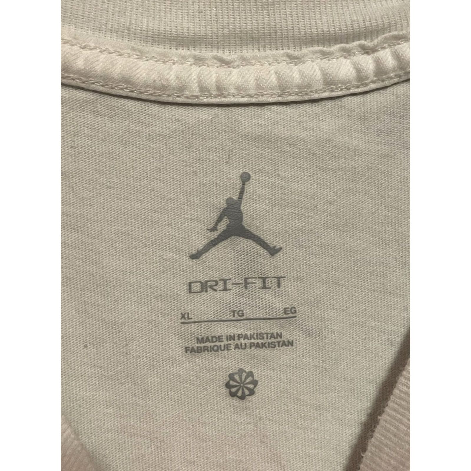Nike Nike Jordan Jumpman Dri-Fit T-Shirt Men XL White Short Sleeve Cotton Activewear Size US XL / EU 56 / 4 - 4 Thumbnail
