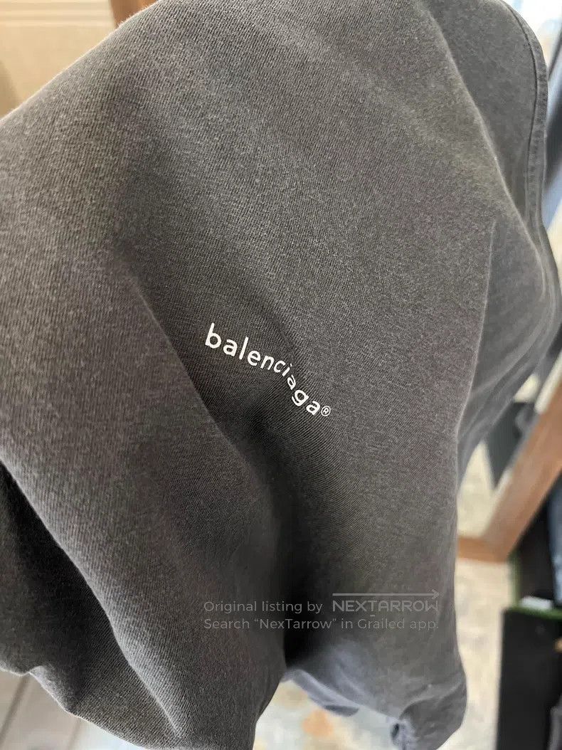 Balenciaga Balenciaga Short-sleeved T-shirt Size US S / EU 44-46 / 1 - 4 Thumbnail