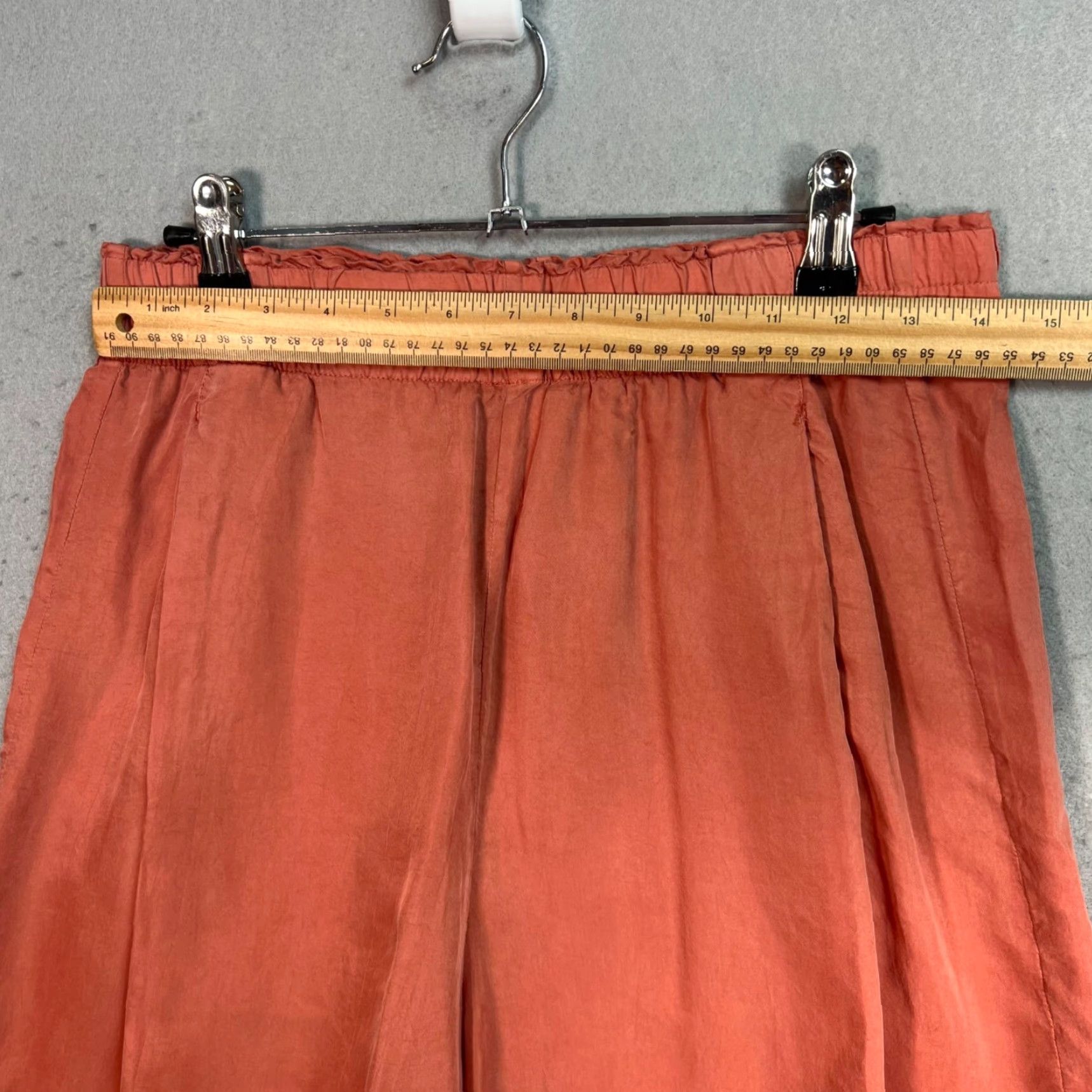 Vintage VINTAGE Content Womens Shorts Size Small Elastic Waist Chino Pink 100% Cupro High Rise 90s Women Size 28" / US 6 / IT 42 - 6 Thumbnail
