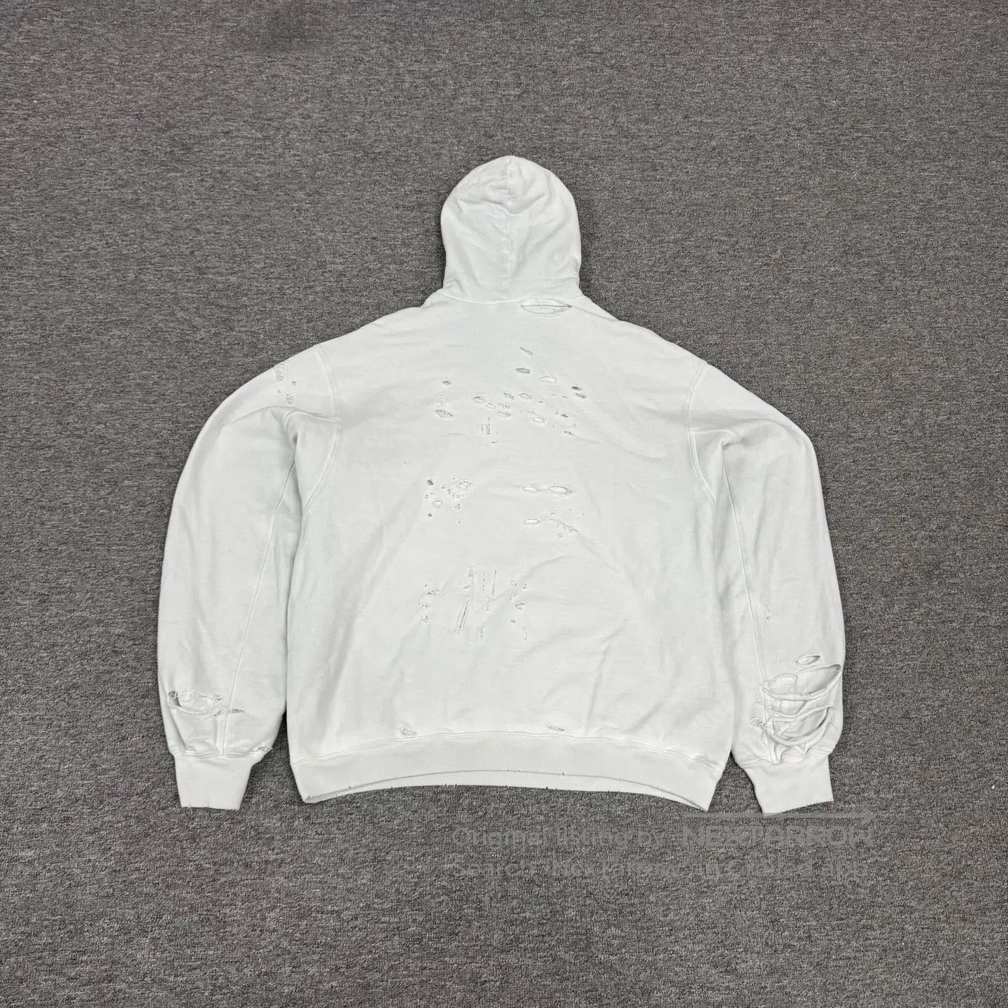 Balenciaga Balenciaga Destroy the Caps letter-printed logo and the fl Size US XXS / EU 40 - 2 Thumbnail