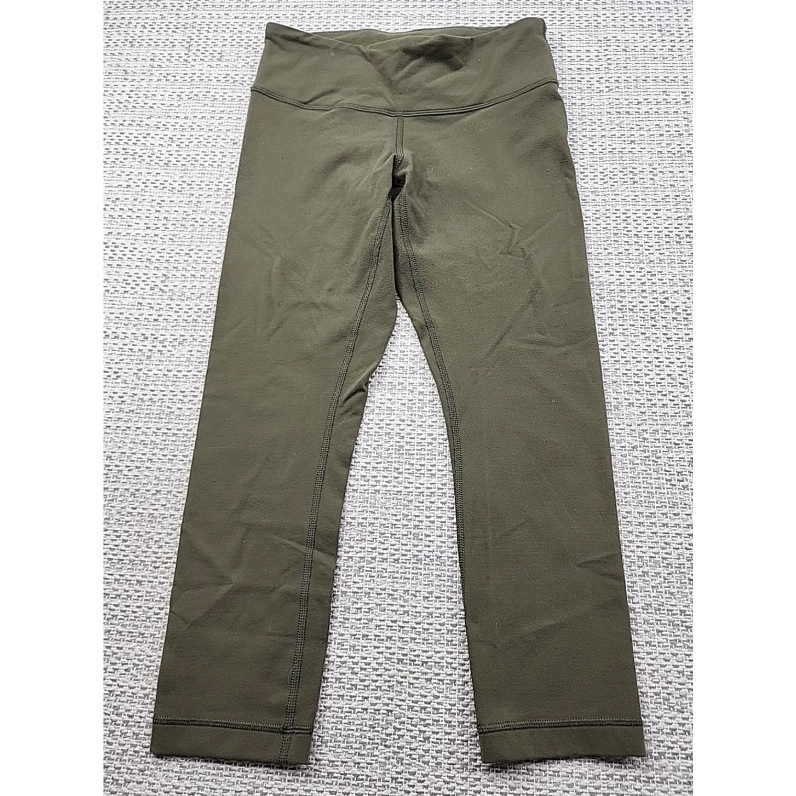 Lululemon VINTAGE Lululemon Align Crop Leggings Women Size 4 Green 20 in Inseam Size 27" / US 4 / IT 40 - 2 Thumbnail