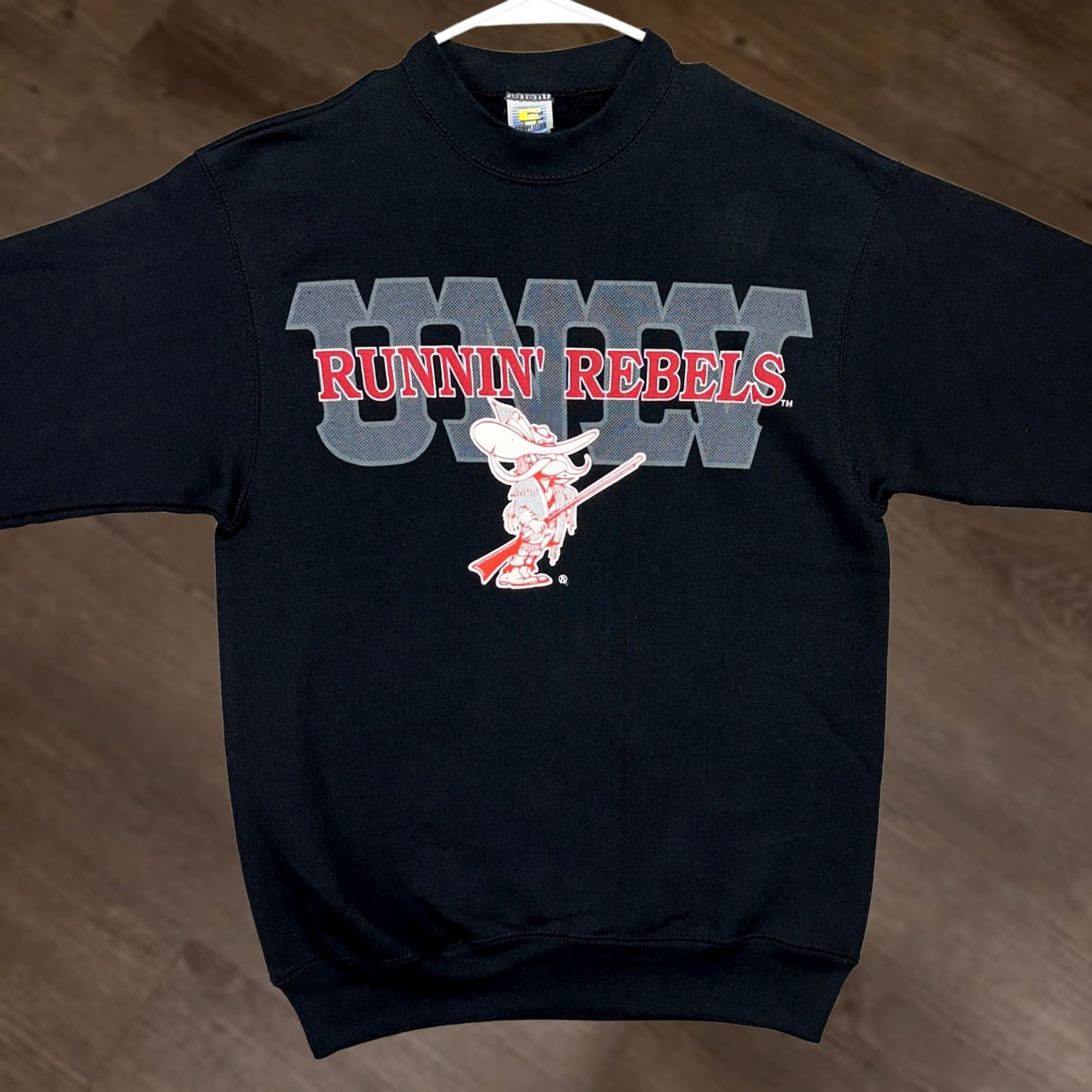 Vintage VINTAGE UNLV Runnin Rebels Competitor Sweatshirt Mens Medium Black Crewneck Pullover Graphic Print Logo Size US M / EU 48-50 / 2 - 1 Thumbnail