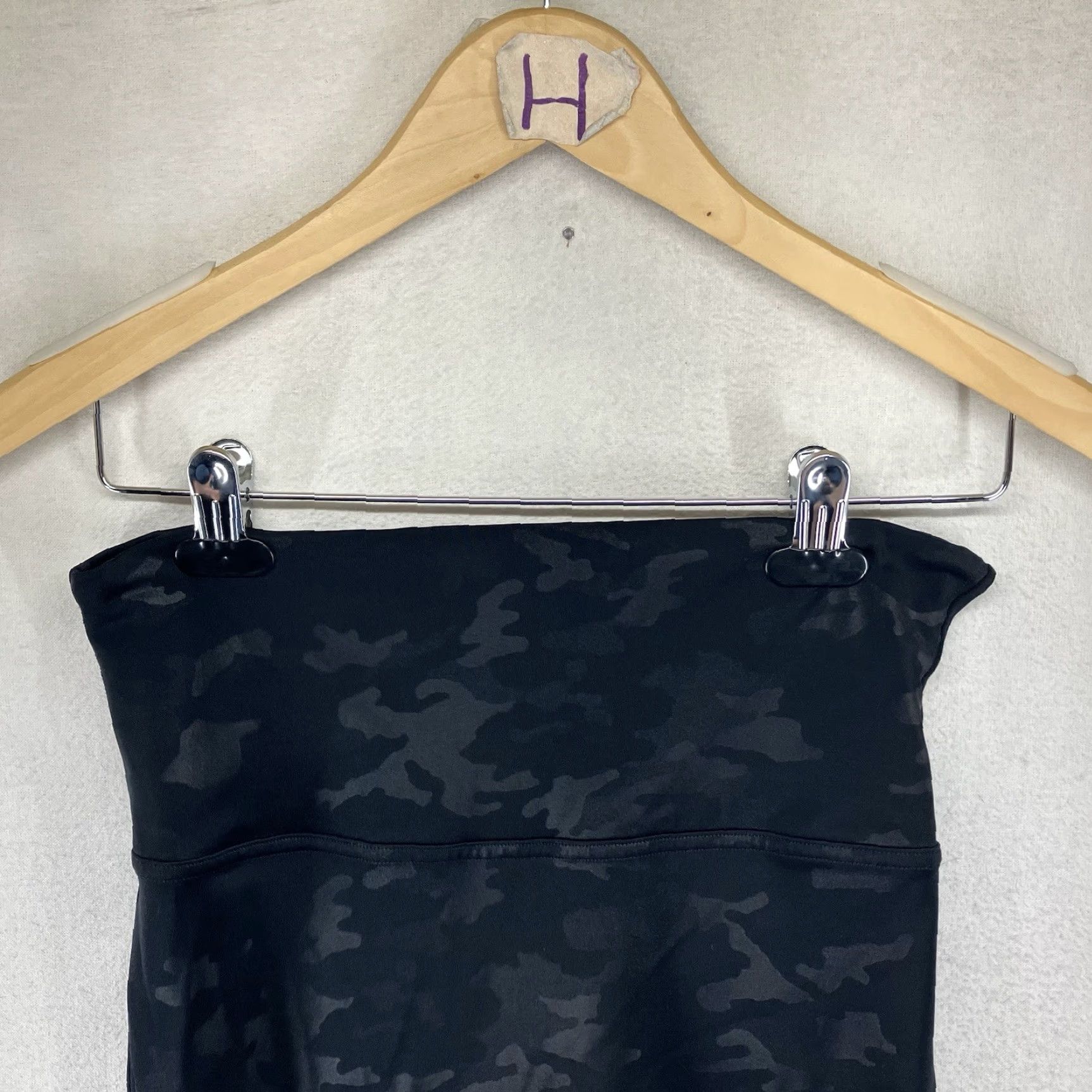 Spanx SPANX Women's Leggings Large 28x28 Black Camo Ankle Activewear Size 36" / US 14 / IT 50 - 4 Thumbnail