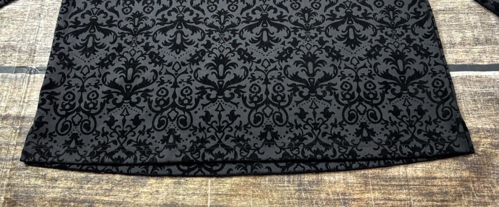 Talbots Talbots Top Women's Large Black Velvet Burnout Formal Size L / US 10 / IT 46 - 8 Thumbnail