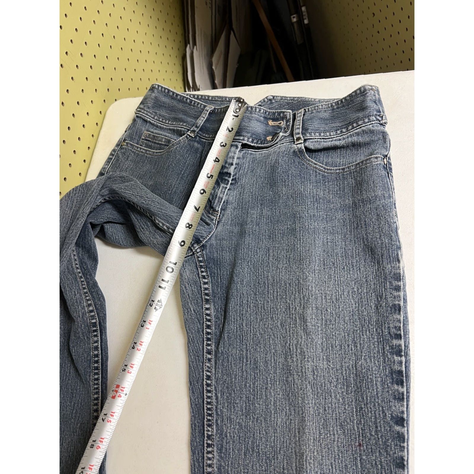 Elie Tahari Elie Tahari Boot Cut Jeans Women’s 30x31 Denim Distressed Regular Size 30 Inseam 31 Blue Cotton Blend Stretch Vintage No Mens Womens Girls Size 30" / US 8 / IT 44 - 6 Thumbnail