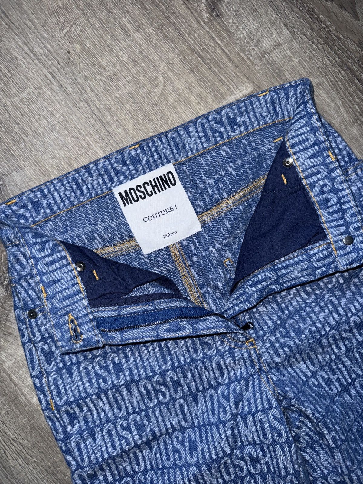 Moschino MOSCHINO Logo Jacquard Mid Rise Straight Jeans Size 24" / US 00 / IT 34 - 4 Thumbnail