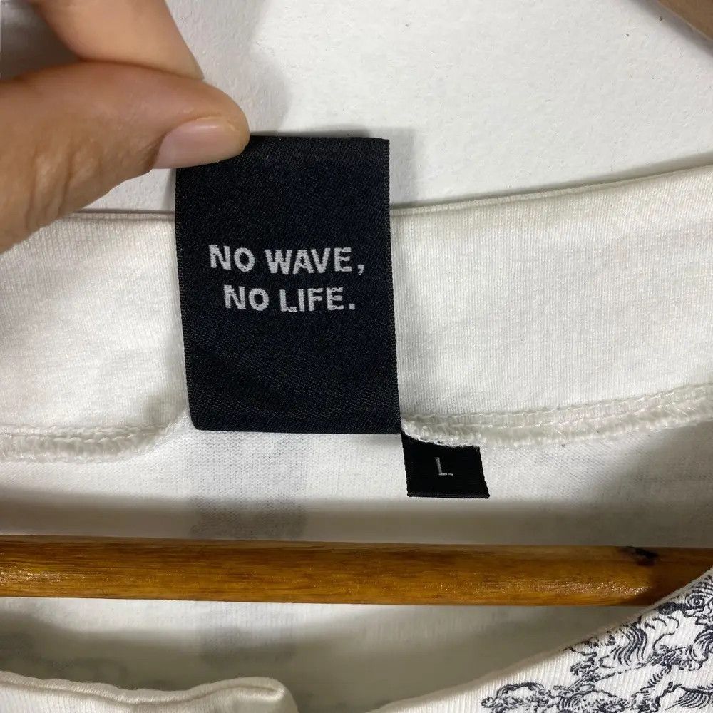Japanese Brand Japanese Brand NO WAVE NO LIFE Japan Design Long Sleeve Tee Size US L / EU 52-54 / 3 - 7 Thumbnail