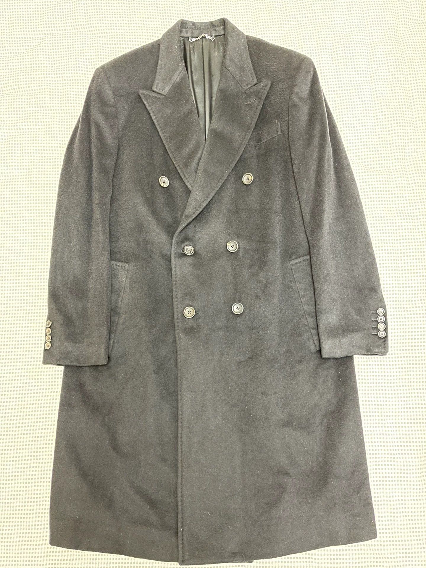 Louis Vuitton Louis Vuitton black wool overcoat 52 mens Size US L / EU 52-54 / 3 - 1 Thumbnail