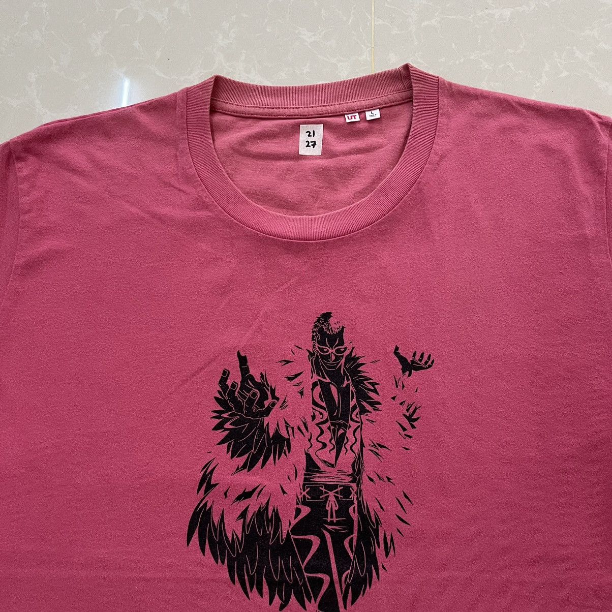 One Piece Doflamingo One Piece Character Uniqlo Anime T Shirt Size US L / EU 52-54 / 3 - 4 Thumbnail