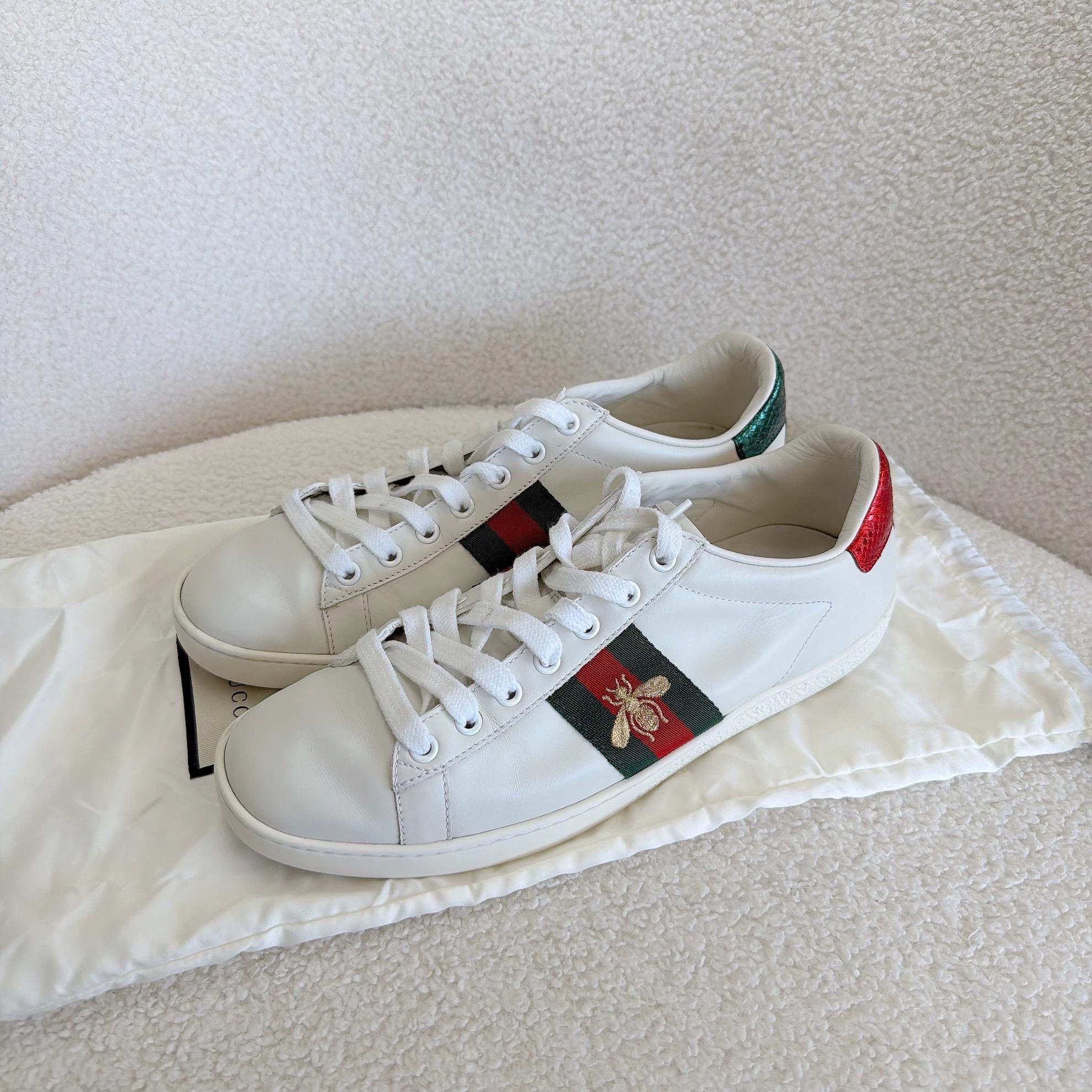 Gucci Gucci White Bee Embroidered Sneaker 39 2377 Size US 8.5 / EU 41-42 - 1 Thumbnail