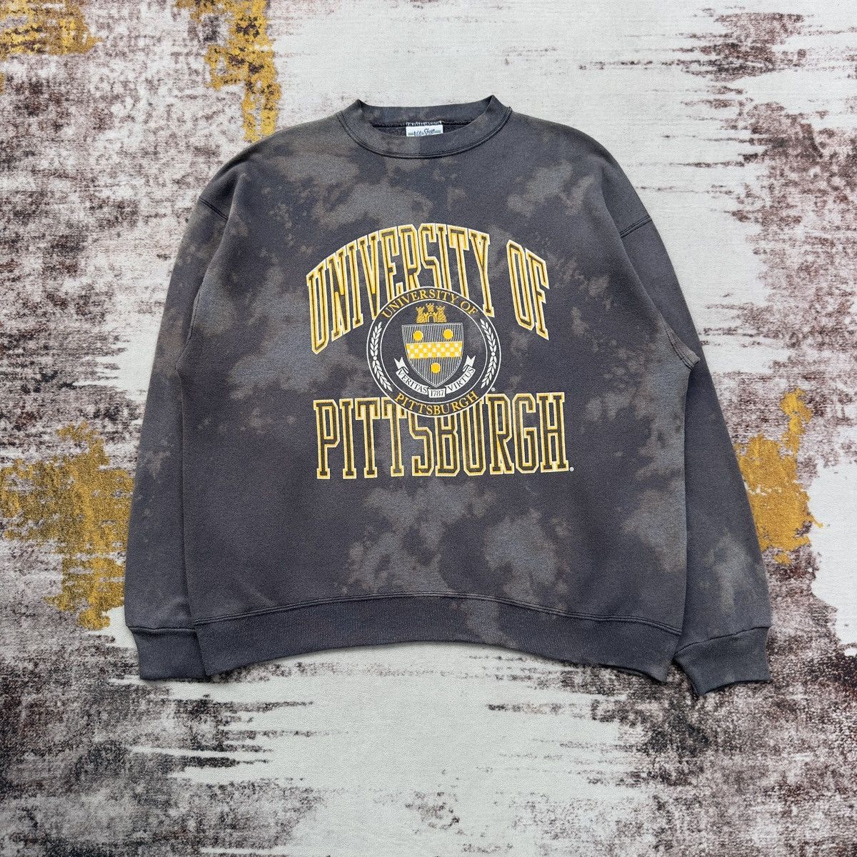 Velva Sheen VINTAGE UNIVERSITY OF PITTSBURGH TIE DYE BIG LOGO RARE Size US XL / EU 56 / 4 - 2 Thumbnail