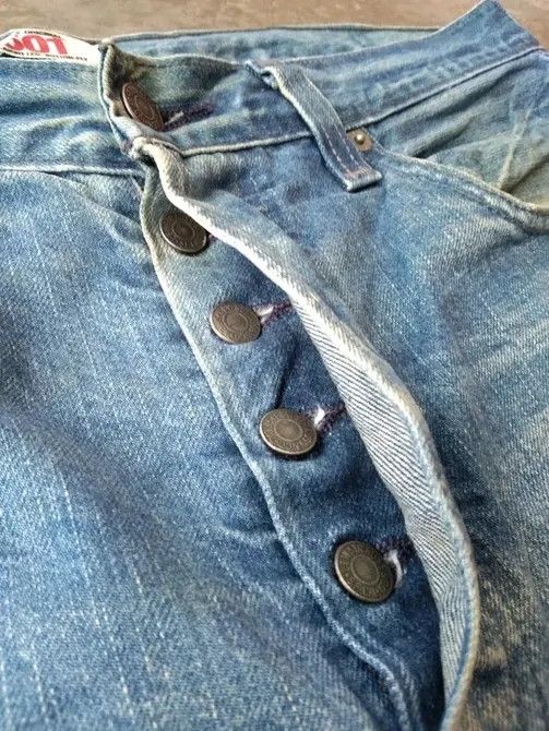 Levi's Vintage Levi's 501 Rusty Wash Distressed Jeans 34x30 Size US 34 / EU 50 - 6 Thumbnail