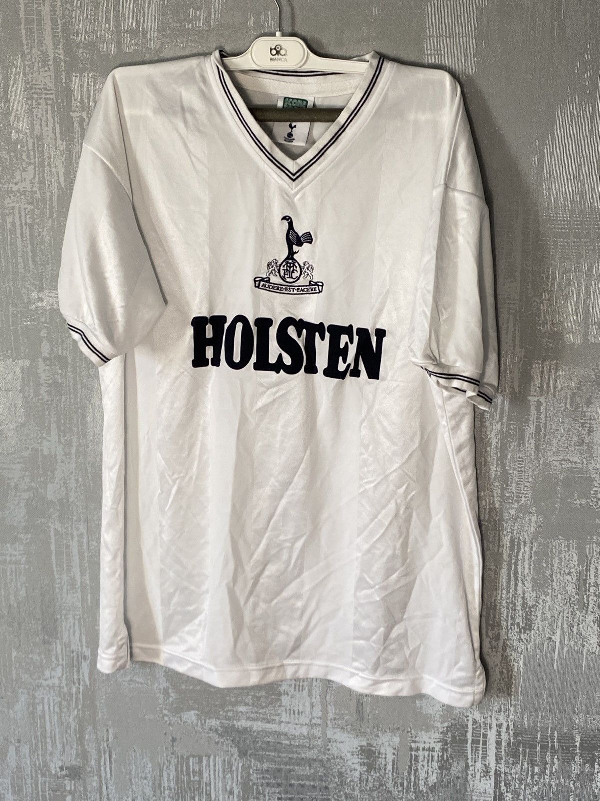 Vintage Vintage Tottenham Hotspur Score Draw Soccer Jersey Holsten Size US L / EU 52-54 / 3 - 1 Thumbnail