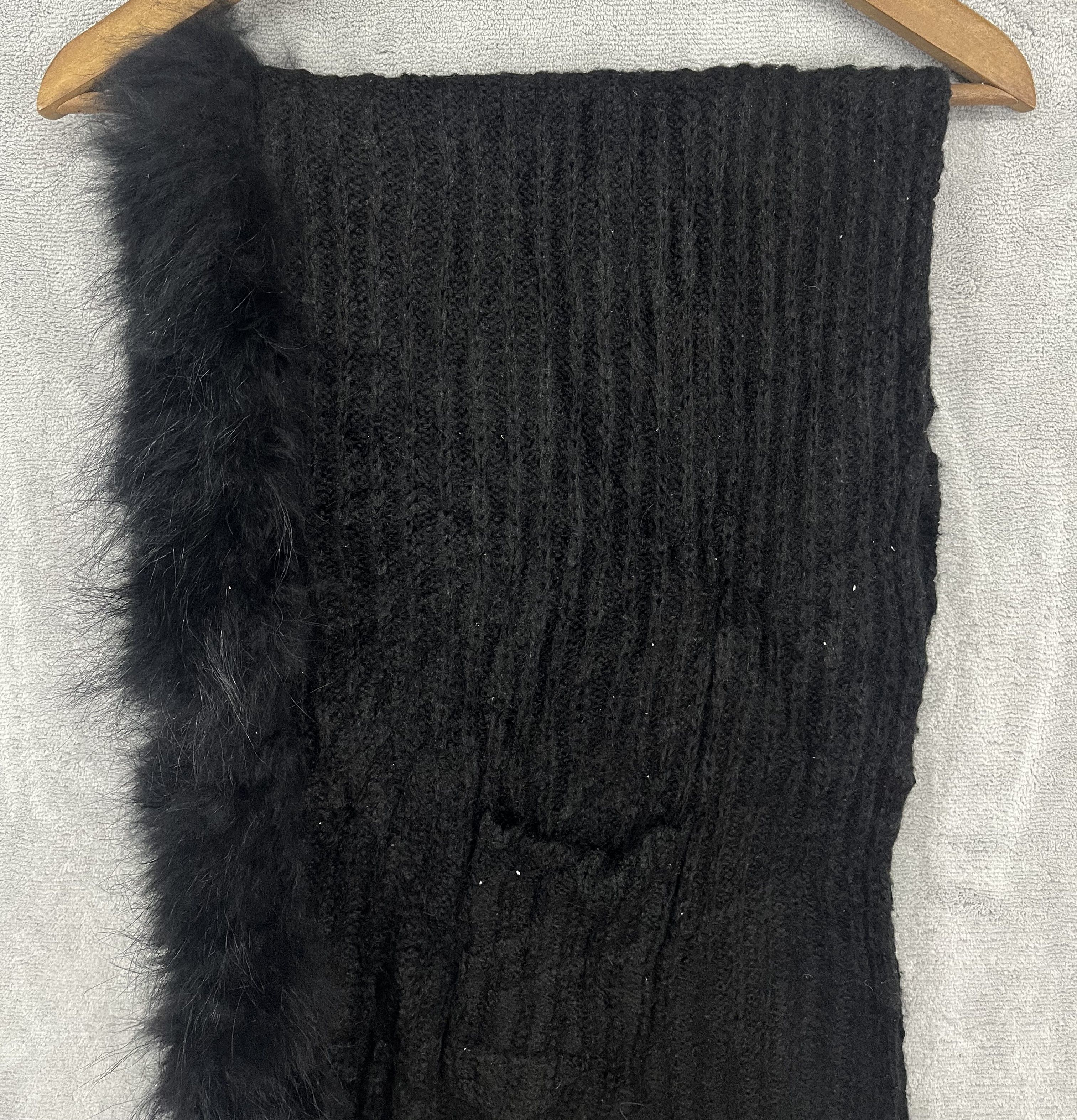 Japanese Brand Black Laila Collection Fur Scarf Muffler Neck scarf Size ONE SIZE - 4 Thumbnail