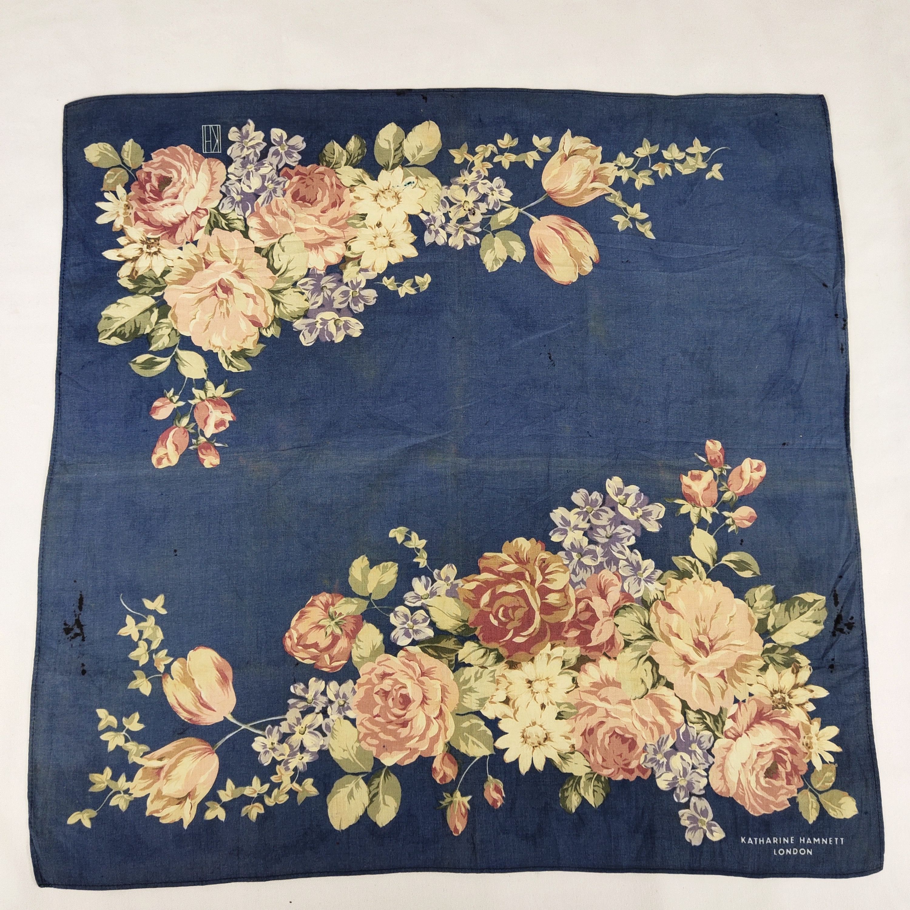 Katharine Hamnett London × Vintage Katharine Hamnett Handkerchief / Neckerchief / Bandana Size ONE SIZE - 3 Thumbnail