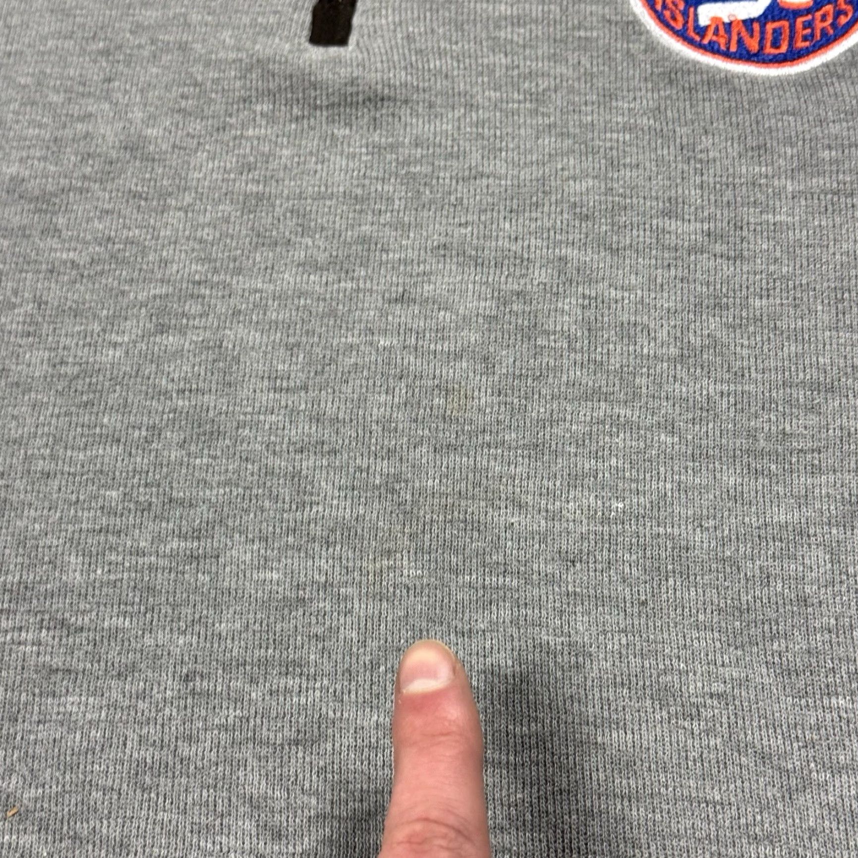 NHL NHL New York Islanders Adult XL 1/4 Zip Cotton Blend Embroidered Logo Sweater Size US XL / EU 56 / 4 - 4 Thumbnail
