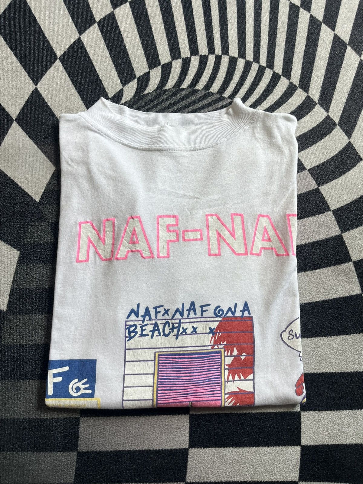 Arts & Science Vintage NAF-NAF Surf Attack Brand 90’s Tshirt Size US L / EU 52-54 / 3 - 1 Thumbnail