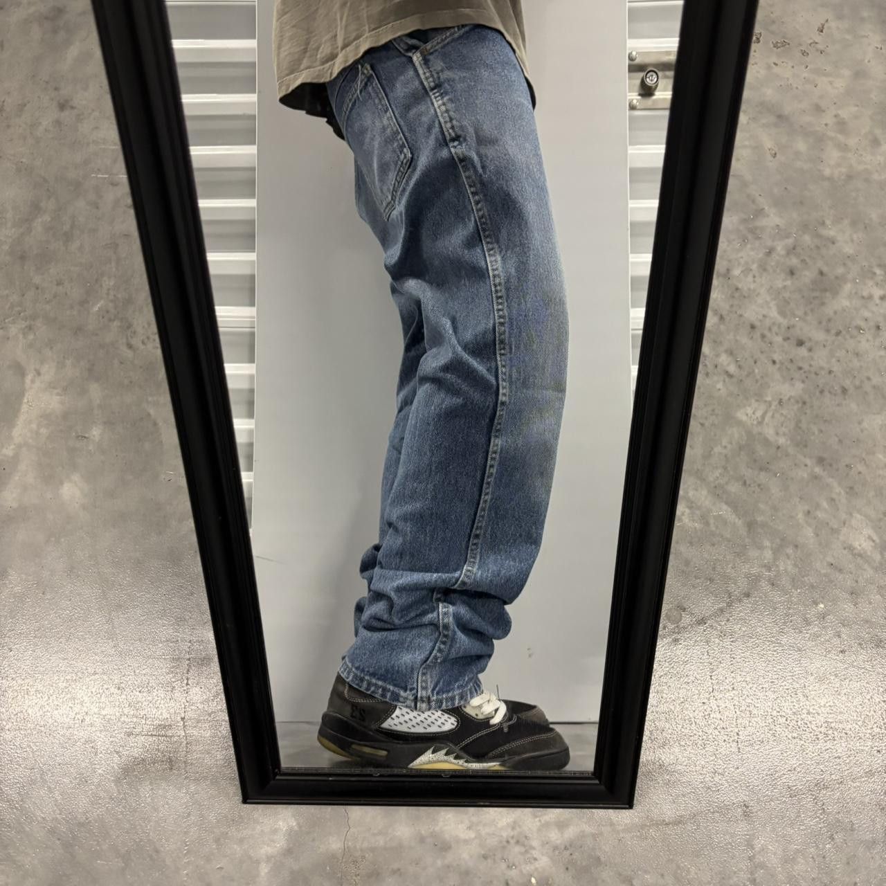 Japanese Brand × Vintage Crazy Vintage Y2K/2000s Faded Medium Wash Essential Denim Jeans! Size US 32 / EU 48 - 2 Thumbnail