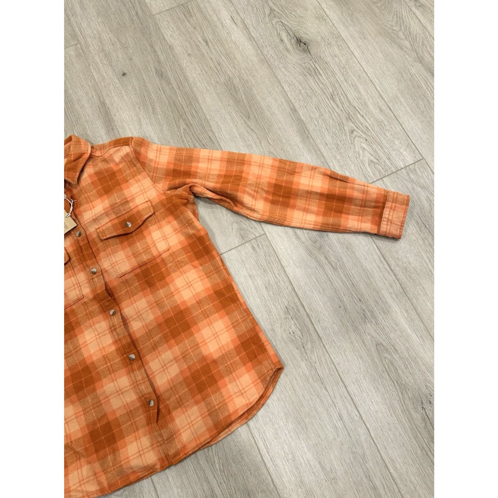 Vintage NWT Fjallraven Women's Ovik Heavy Flannel Shirt Long Sleeve Orange Plaid Size S Size S / US 4 / IT 40 - 2 Thumbnail