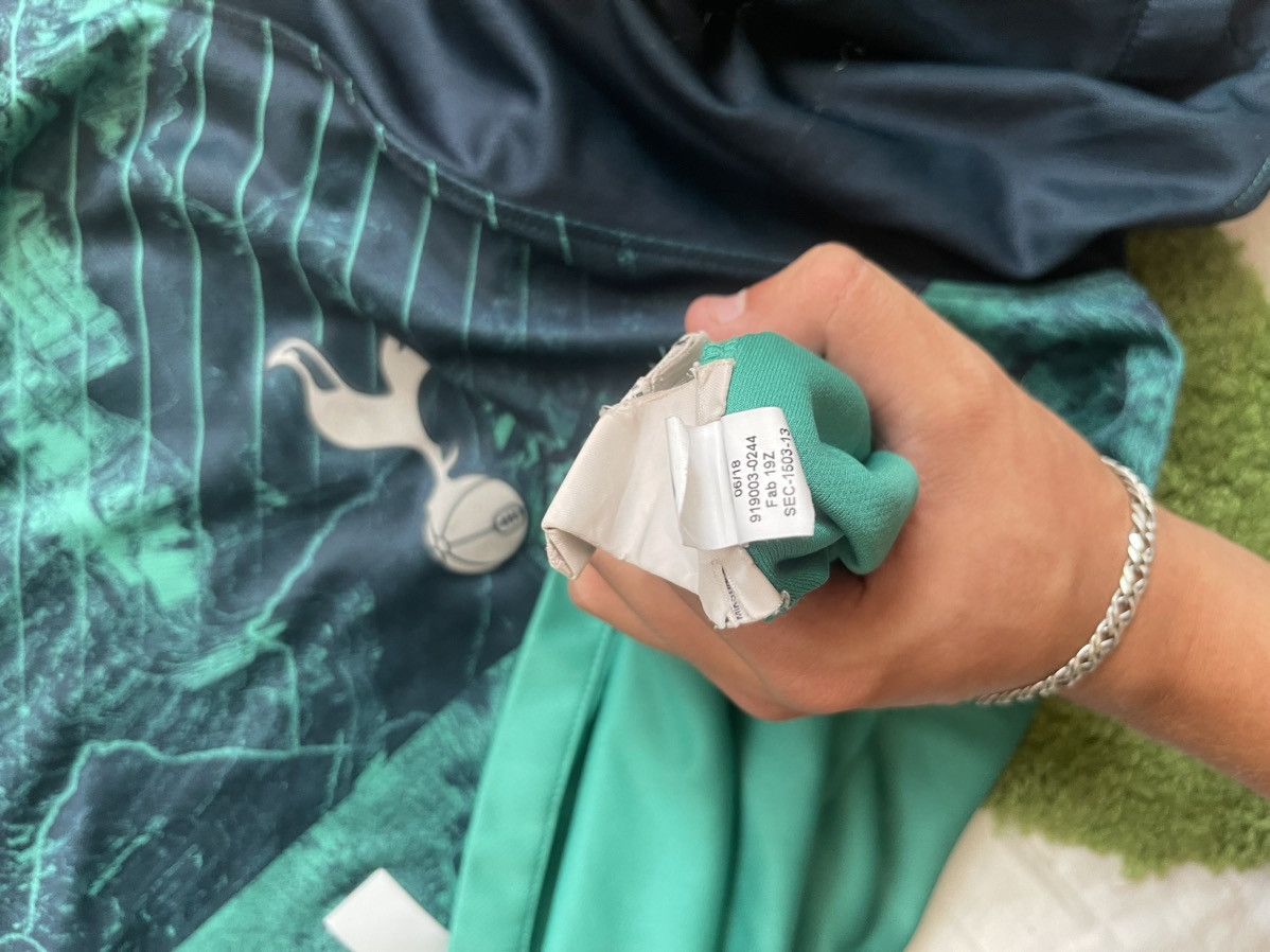 Nike Jersey Nike Tottenham 2018/19 Size US L / EU 52-54 / 3 - 5 Thumbnail