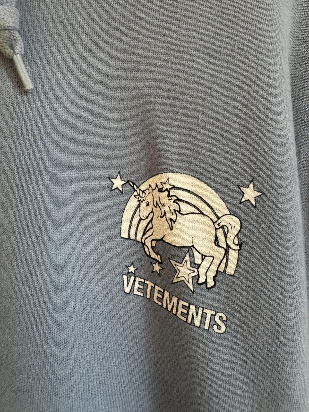 Vetements Vetements Unicorns and Rainbows Hoodie Size US M / EU 48-50 / 2 - 2 Thumbnail