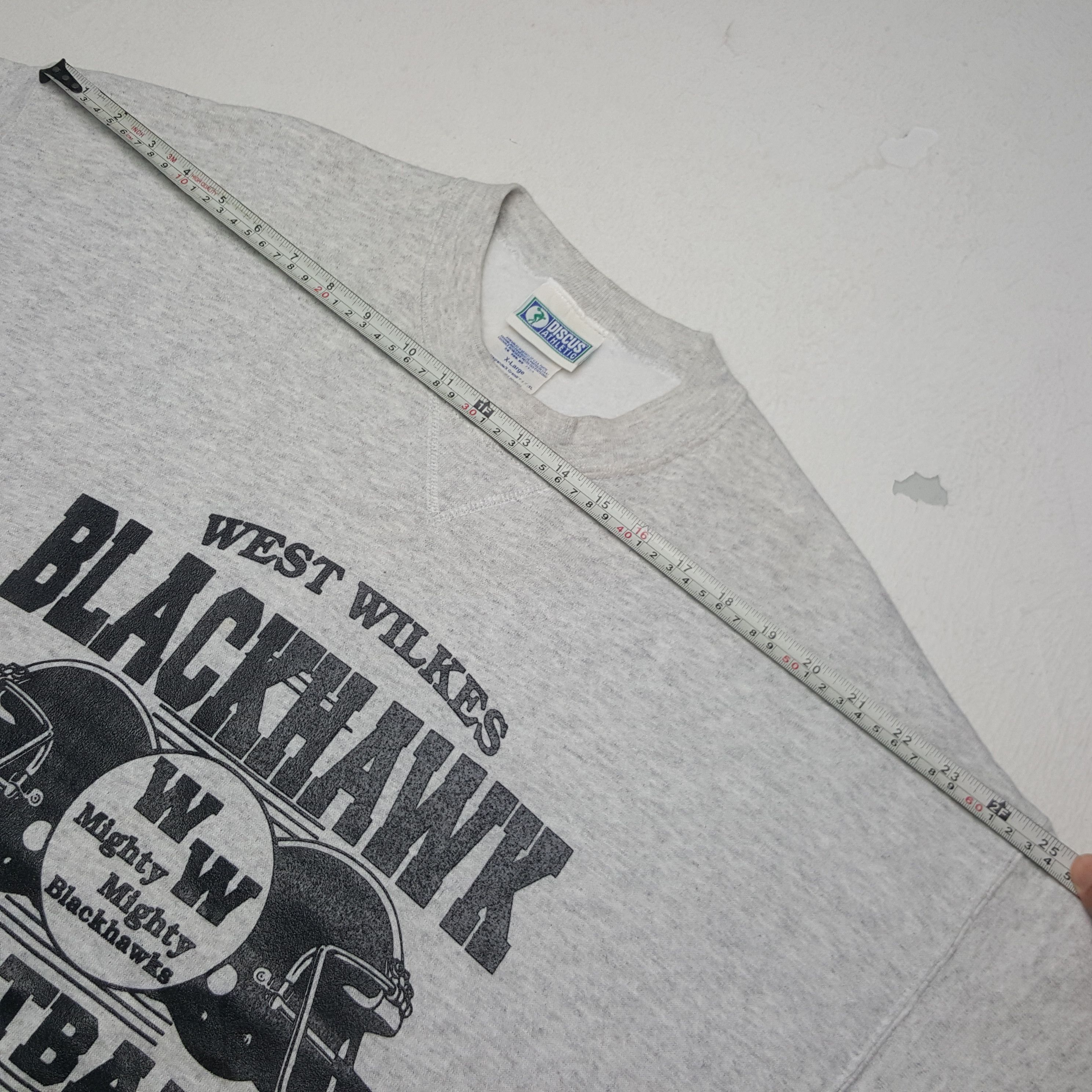 Blackhawk! × NFL × Vintage Vintage Blackhawk Football Team Sweatshirt Size US L / EU 52-54 / 3 - 5 Thumbnail