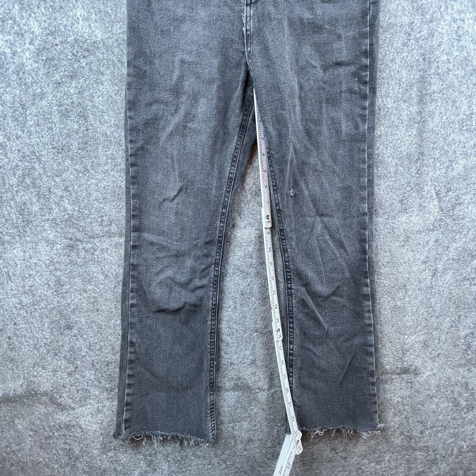 Bdg BDG Jeans Womens 26 Grey High Rise Kick Flare Crop Raw Fray Size 26" / US 2 / IT 38 - 7 Thumbnail
