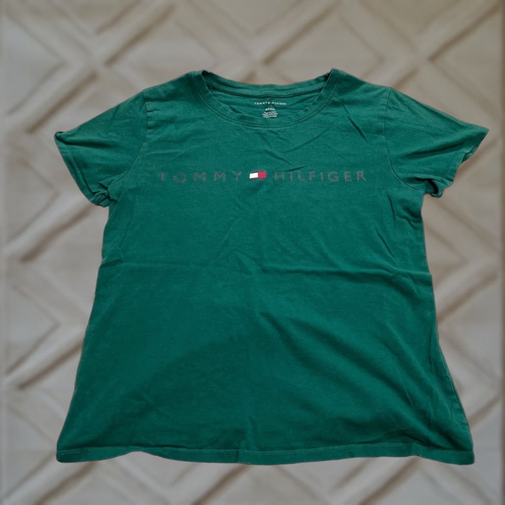 Tommy Hilfiger Tommy Hilfiger Shirt Womens Small Green Short Sleeve Logo Cotton Tee Top Size S / US 4 / IT 40 - 1 Thumbnail