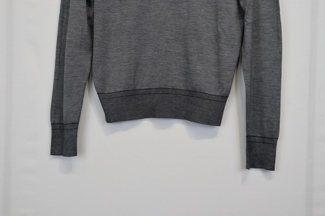 Tom Ford o1rshd1 Q: 2 / Long Sleeve Polo Shirt in Grey Size US S / EU 44-46 / 1 - 4 Thumbnail