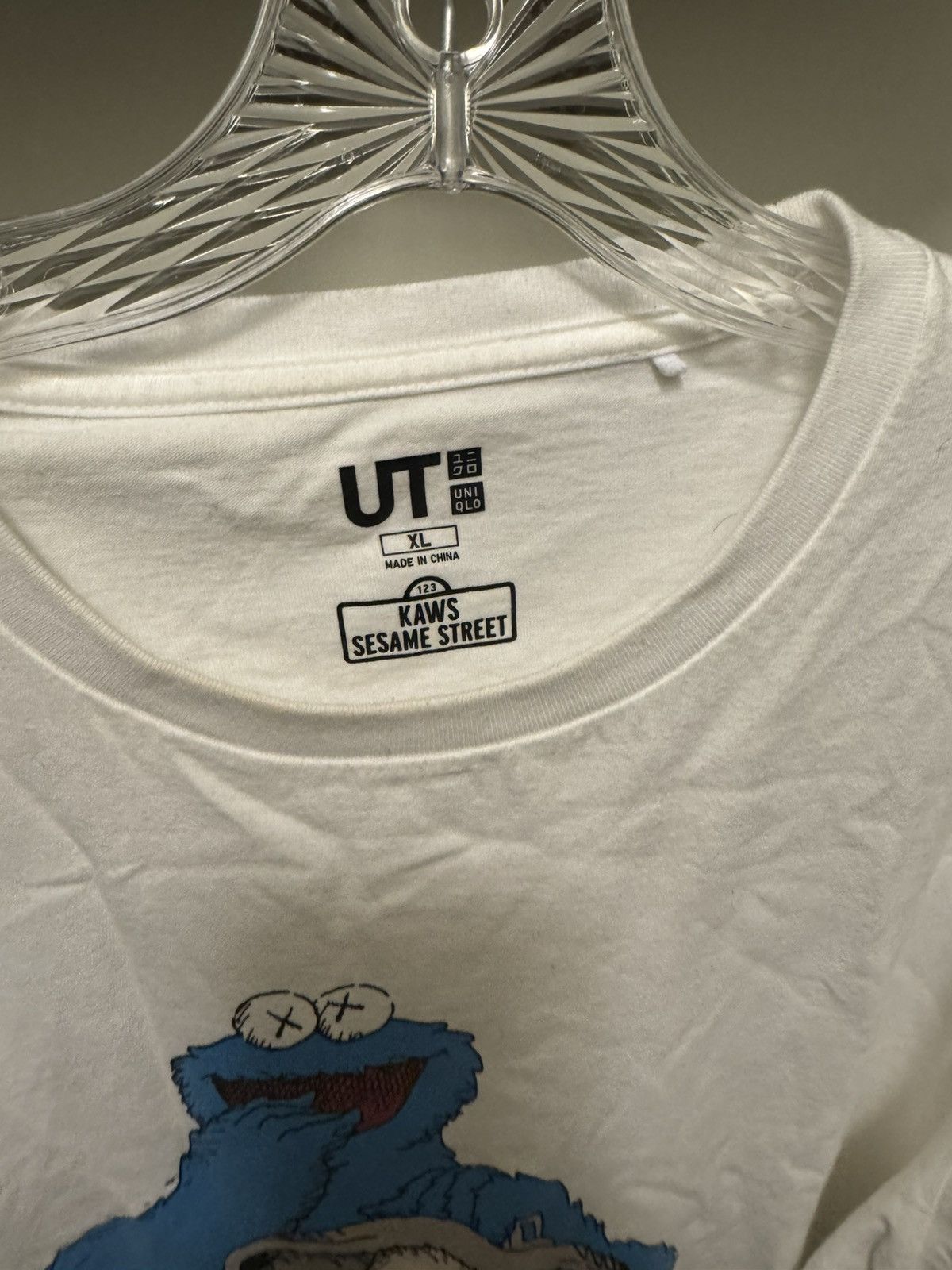 Kaws × Uniqlo Kaws X Uniqlo Size US XL / EU 56 / 4 - 2 Thumbnail