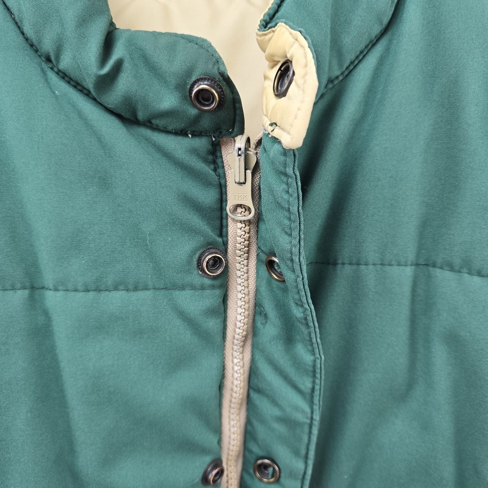 Lacoste Vintage Lacoste Puffer Vest Mens Medium Green 90s Revirsible Size US M / EU 48-50 / 2 - 3 Thumbnail