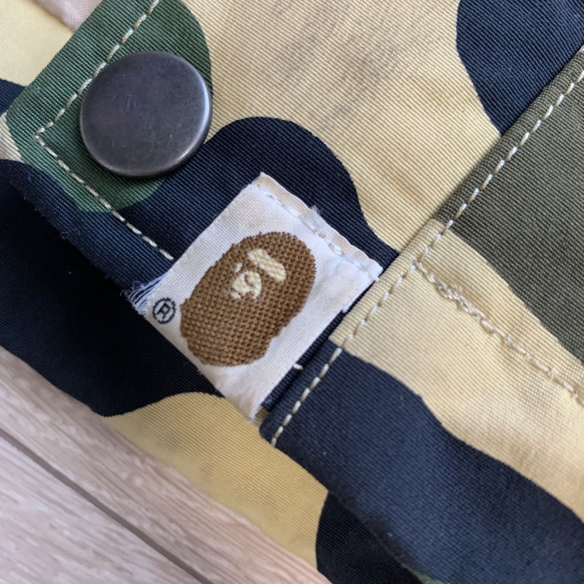 Bape Old BAPE – 1996 A Bathing Ape Snowboard Jacket Yellow Camo Size US L / EU 52-54 / 3 - 5 Thumbnail
