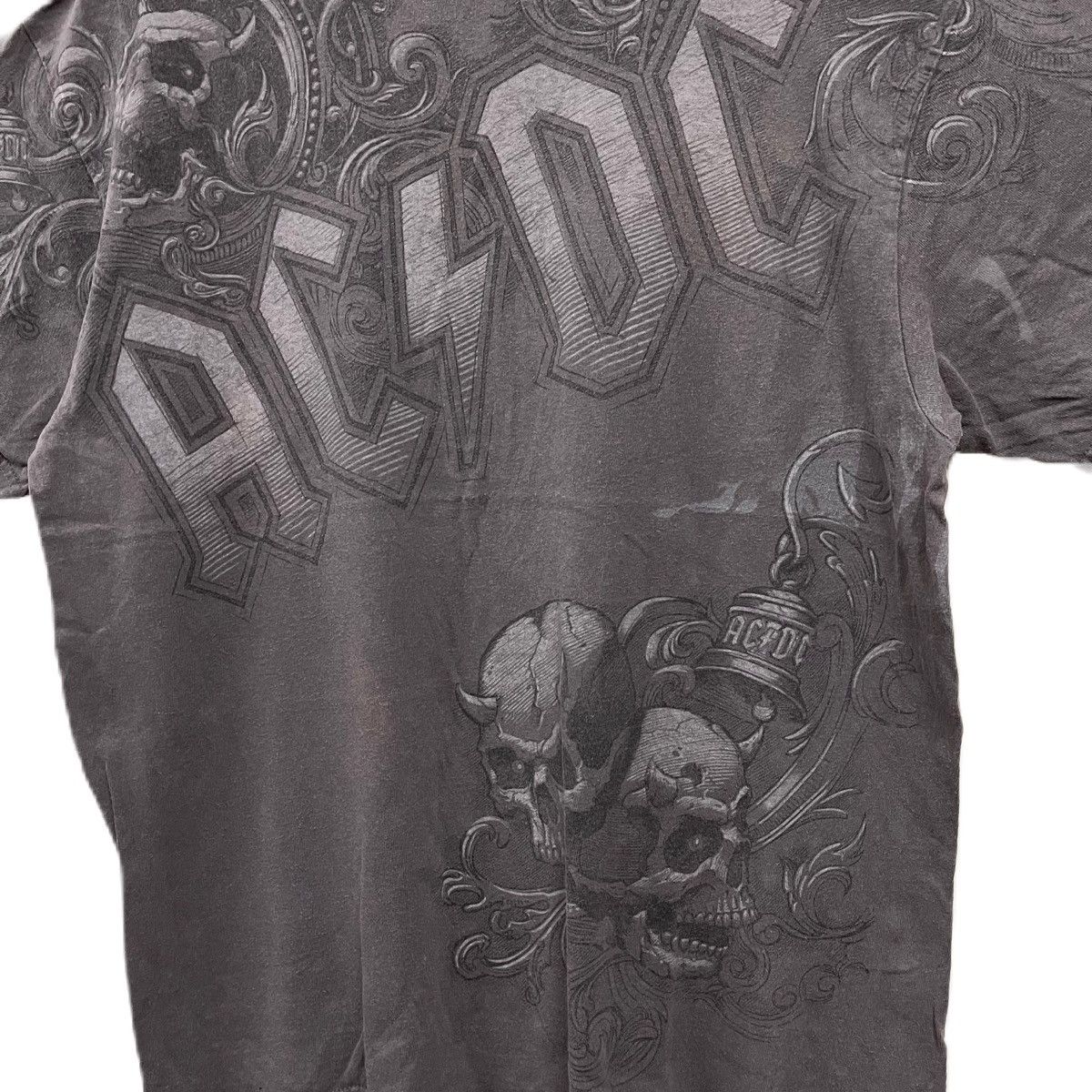 Liquid Blue Vintage ACDC Liquid Blue Tshirt Size US L / EU 52-54 / 3 - 2 Thumbnail