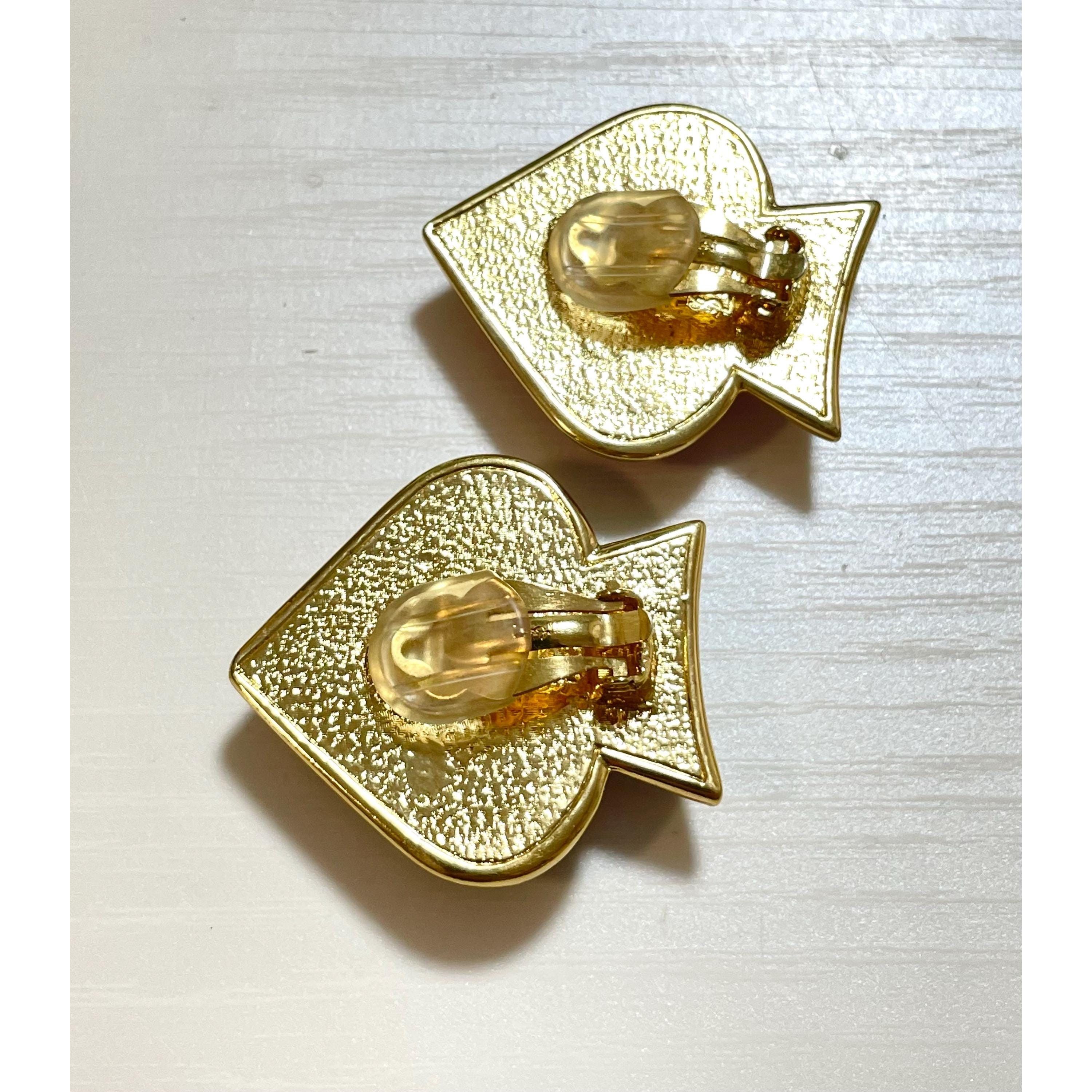Yves Saint Laurent Vintage Yves Saint Laurent red gripoix stone spade earrings Size ONE SIZE - 7 Thumbnail