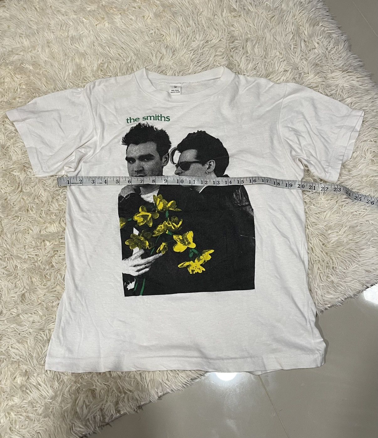 Band Tees Vintage Morrissey and Johnny Mar The Smiths t shirt indie Size US M / EU 48-50 / 2 - 5 Thumbnail