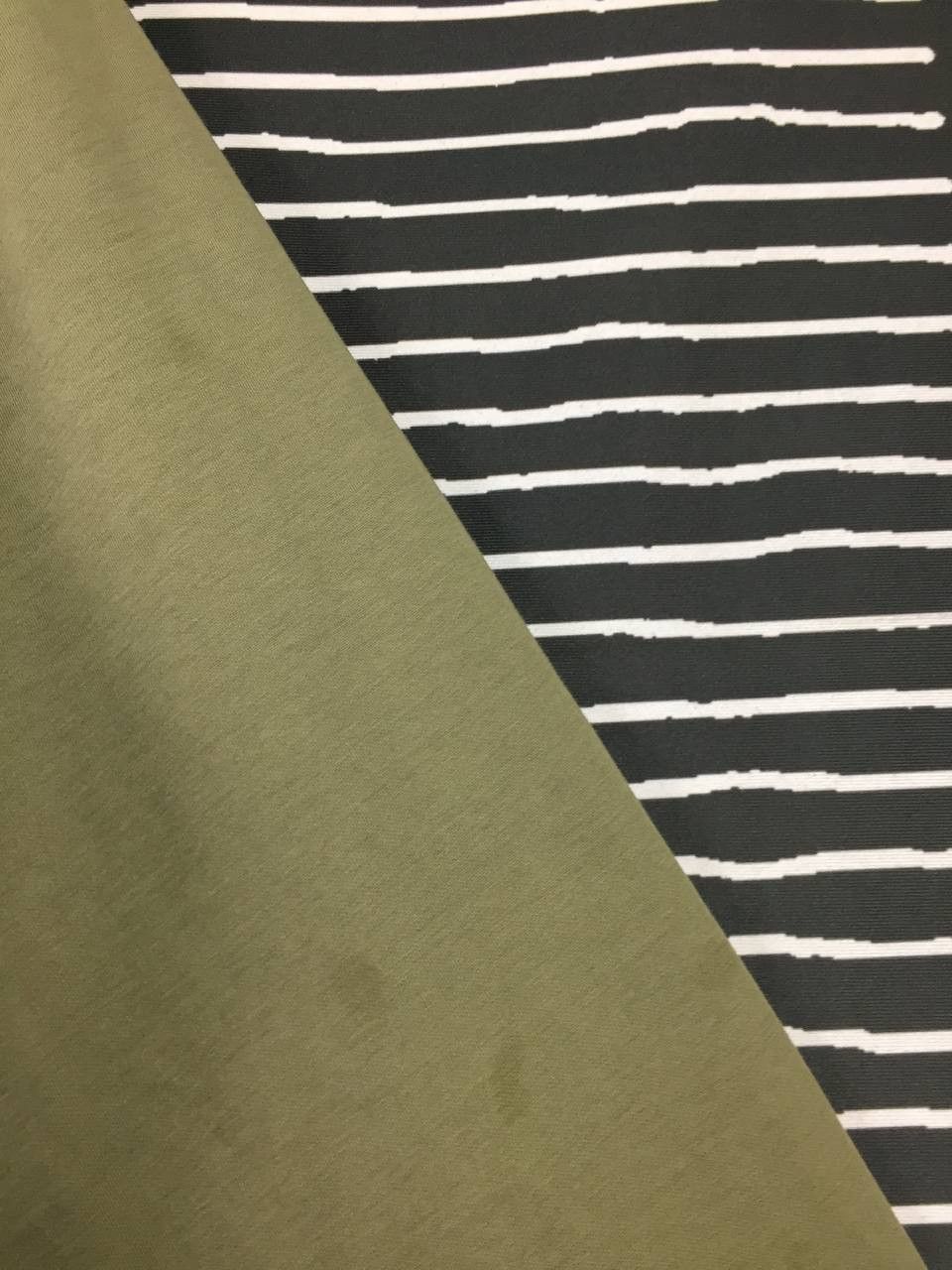 Lemaire × Uniqlo Uniqlo U Lemaire AIRism Olive Green Long Sleeve Tee Size XL Size US XL / EU 56 / 4 - 7 Thumbnail