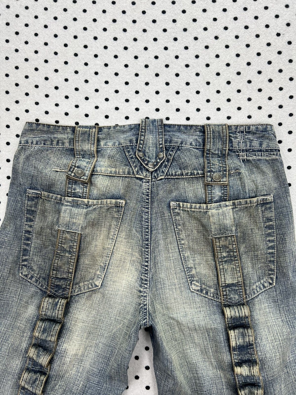 Marithe + Francois Girbaud Marithe Francois Girbaud Distressed Bondage Denim Shorts Size US 34 / EU 50 - 4 Thumbnail
