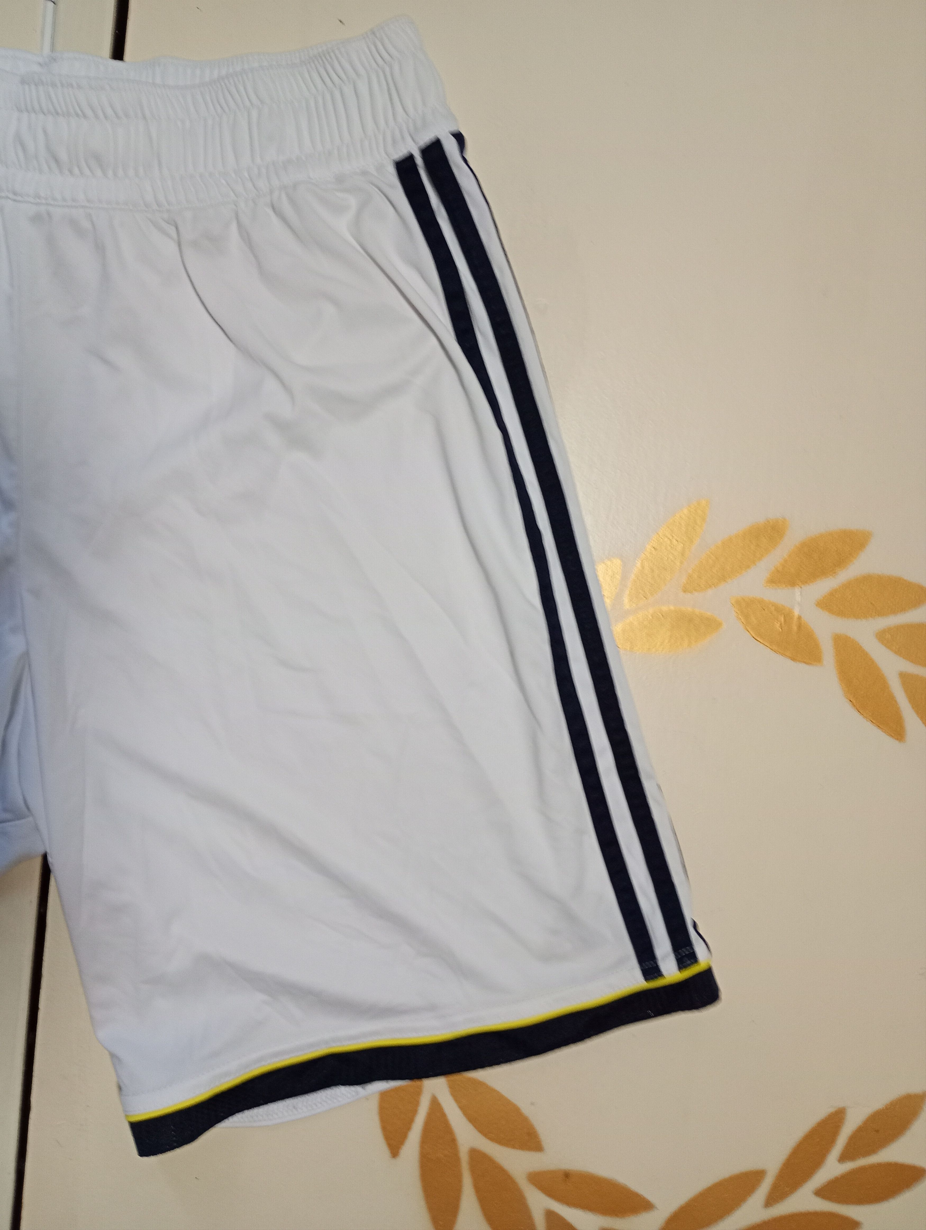 Adidas Adidas Chelsea FC Shorts 2011-2012 Size US 32 / EU 48 - 4 Thumbnail