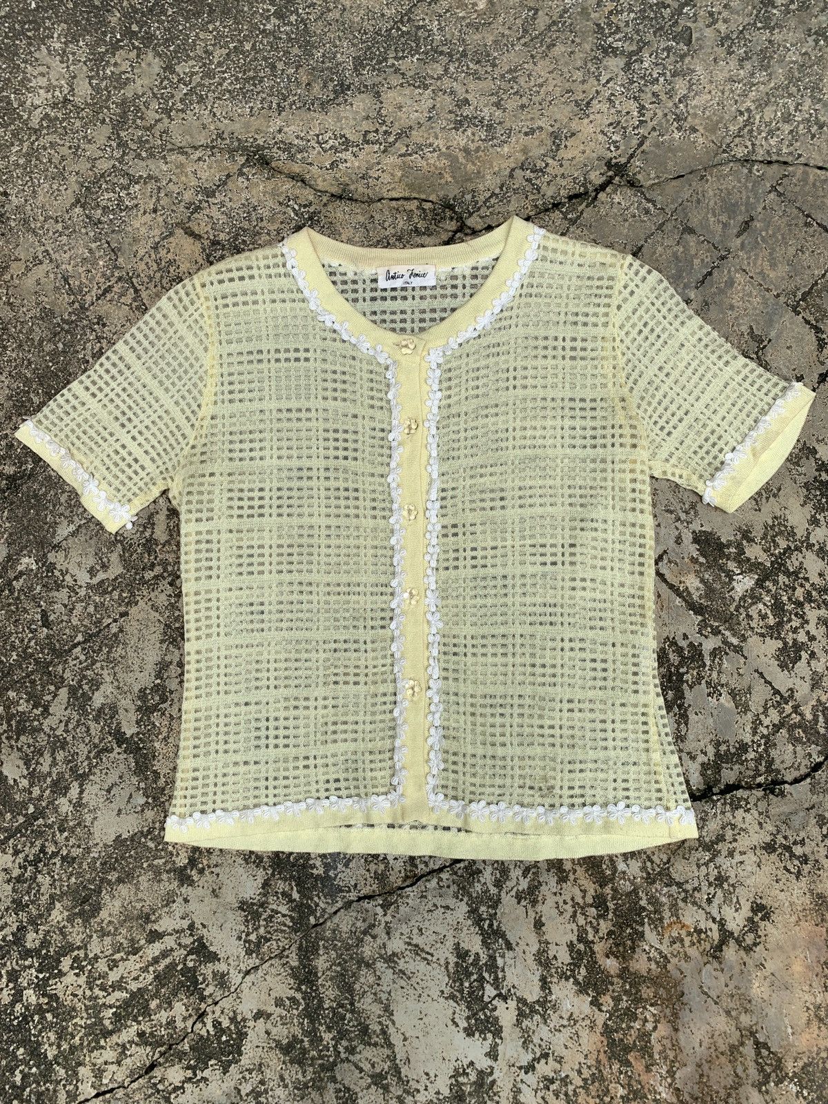 Japanese Brand × Vintage 1990s Antico Jenice Crochet Knit Button Up Floral Trim Top Size M / US 6-8 / IT 42-44 - 1 Thumbnail