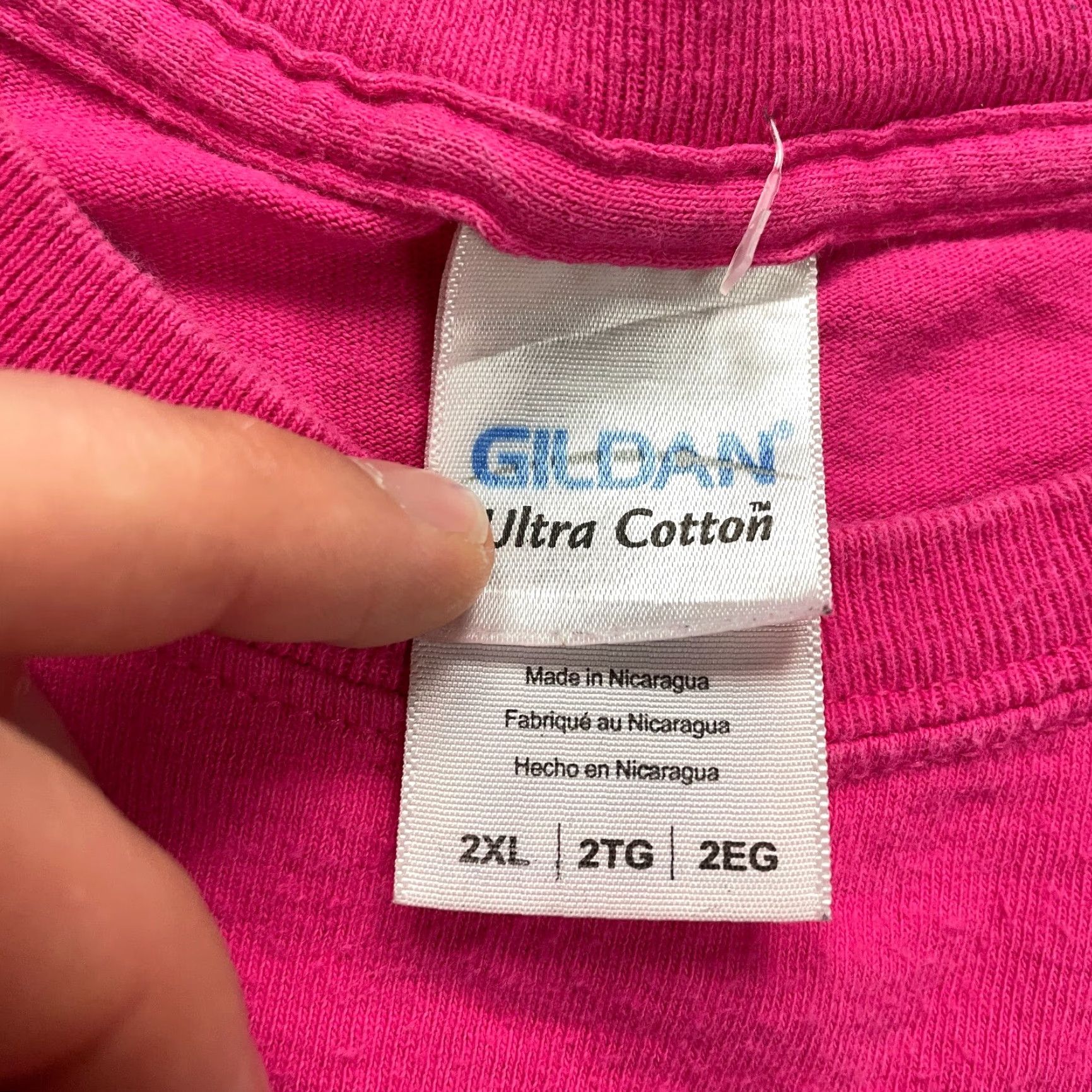 Gildan GILDAN Ultra Cotton Graphic T-Shirt Unisex 2XL Pink College Tour Tee Mens Size US XXL / EU 58 / 5 - 5 Thumbnail
